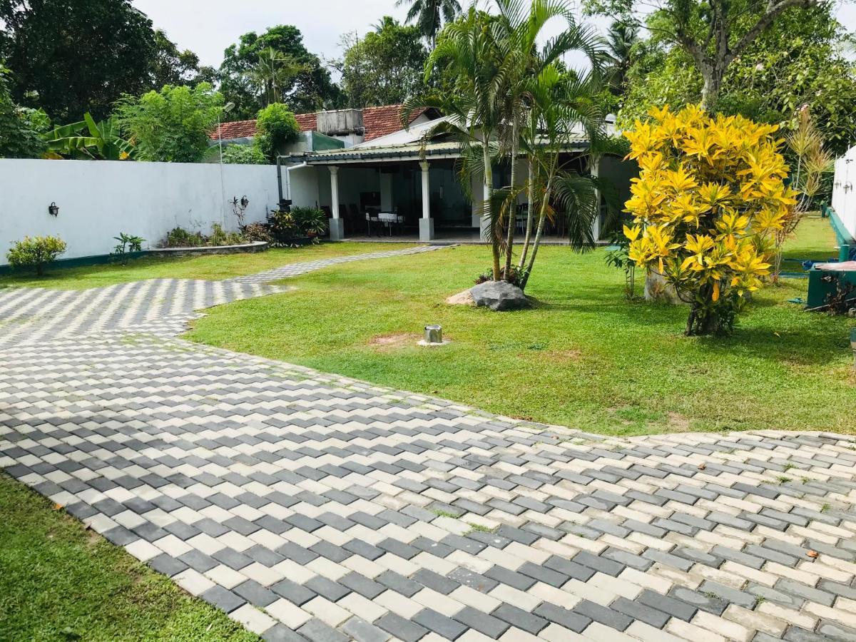Slnco Villa Katunayaka Bagian luar foto